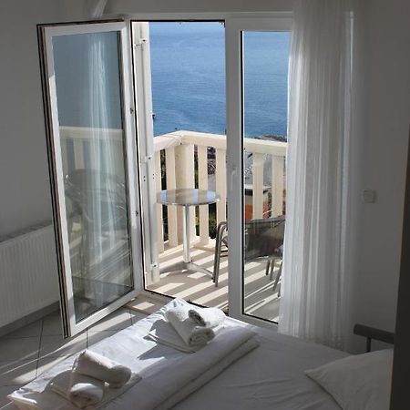 Pile Apartments 3 Omiš Екстериор снимка